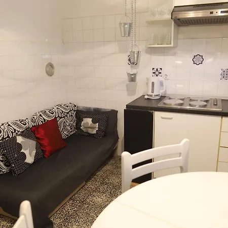 Apartman Janika *